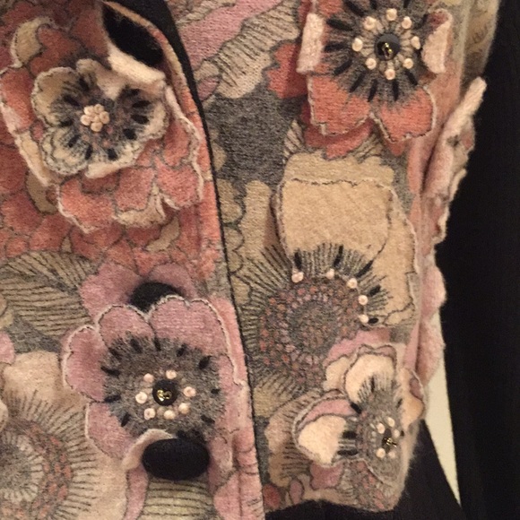 Sweater - Picture 3 of 5